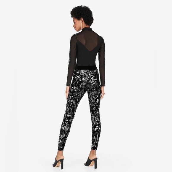 EXPRESS Sequin Velvet Black Pants Leggings‎ Stretchy Size M Holiday Party Event - Picture 8 of 8